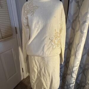 Amazing Vintage Sweater Set with Skirt